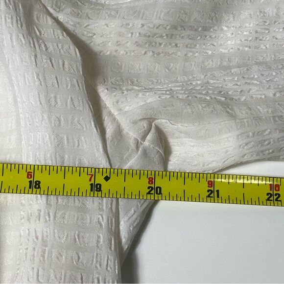 Banana Republic Sheer Vertical Striped Ivory Button Up Blouse Women's Size Large - Picture 6 of 13
